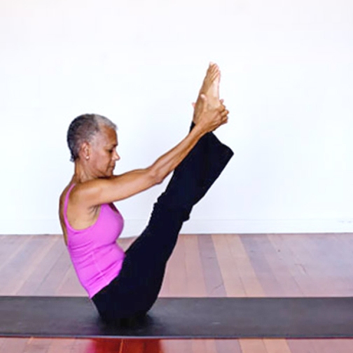 Janice-Lennard-Yoga-Inspiration-72-Year-Old-Yoga-Master-Talks-Aging-Gracefully-5
